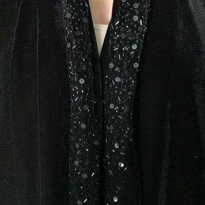 J.R. Nites by Caliendo black velvet opera jacket size small